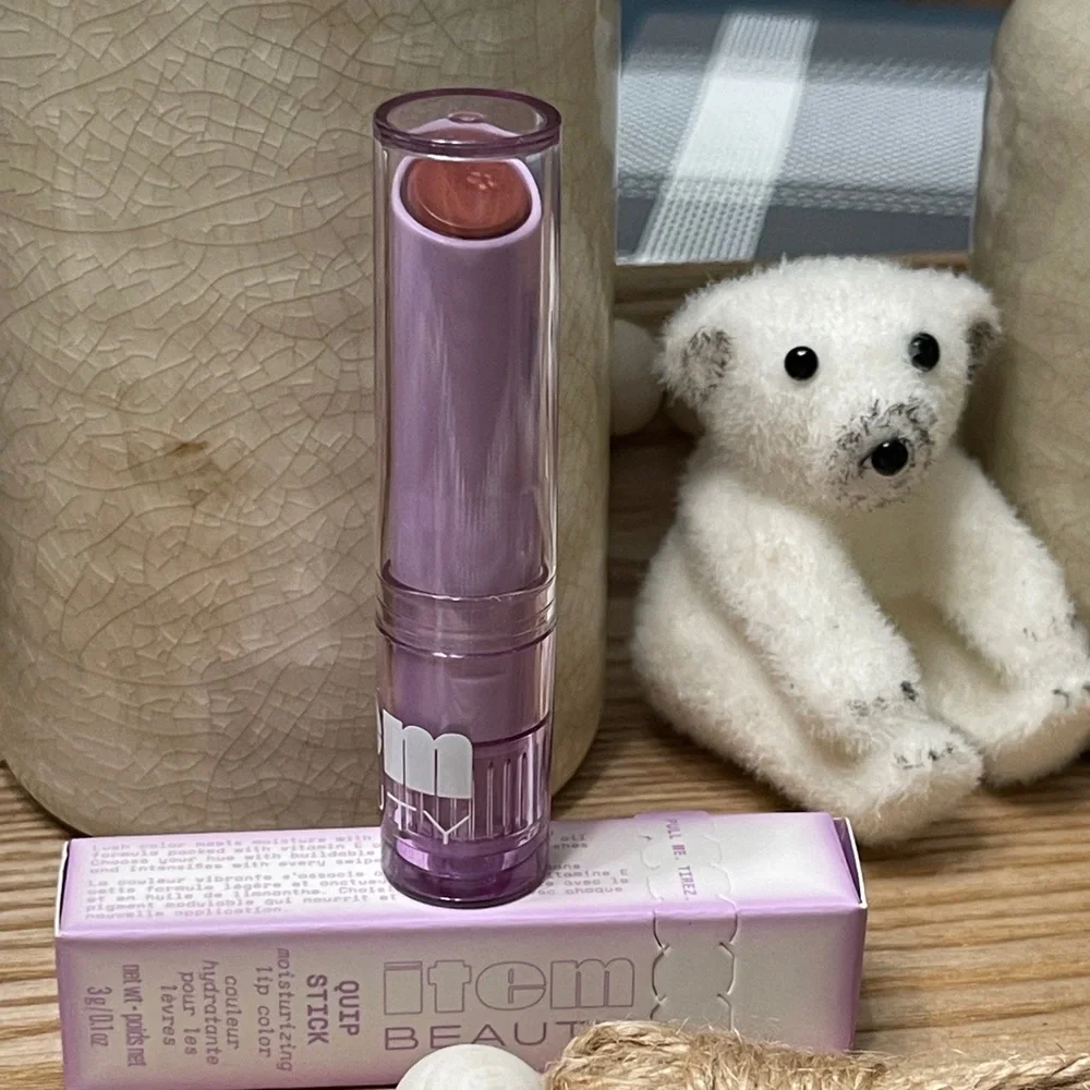 ITEM BEAUTY By Addison Rae Quip Stick Moisturizer Lip Color in Feels